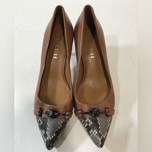 COACH Tan Leather Pumps with Snake Print Toe - Size 6.5B
